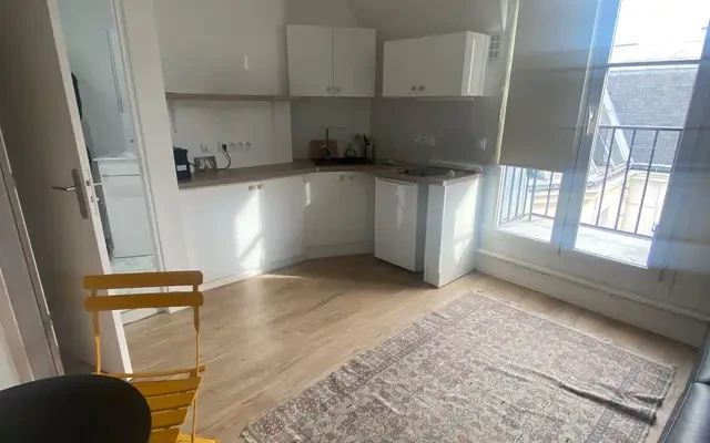 PARIS 16e·18m²·F1·Studio·With furniture 0