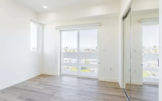 3737 Motor Ave 3