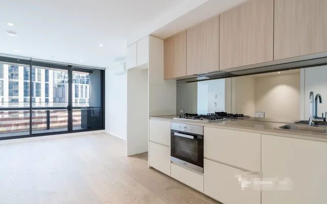 889 Collins Street 4