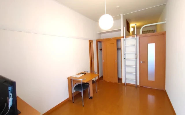 レオパレスパークサイド 4