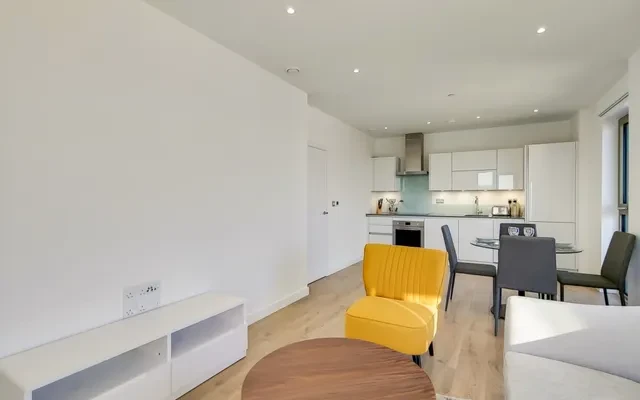 Galley House, London E16 4