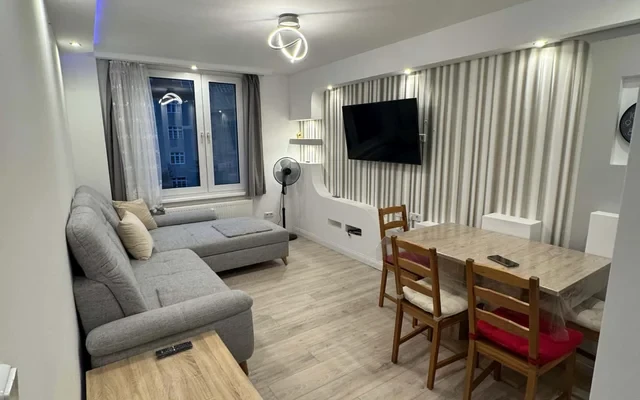 Apartment in Reichsstrasse, Berlin for 56 m² with 2 bedrooms 0
