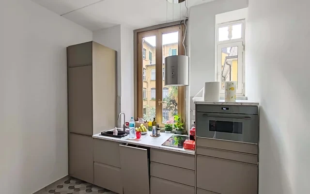 Apartment in Via Carlo Farini, Milano for 85 m² with 2 bedrooms 0