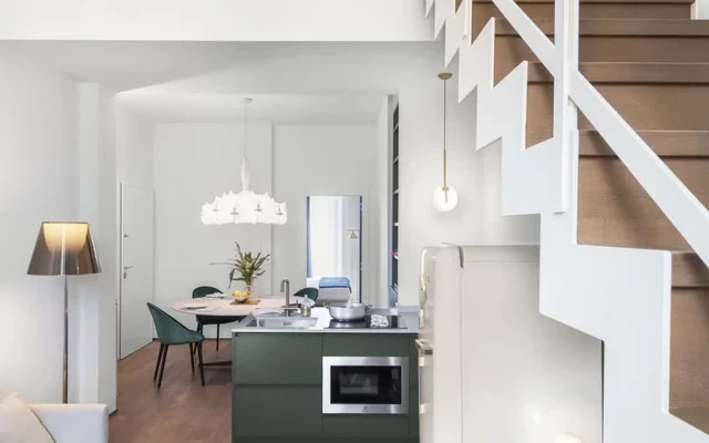 Cavour Deluxe 1