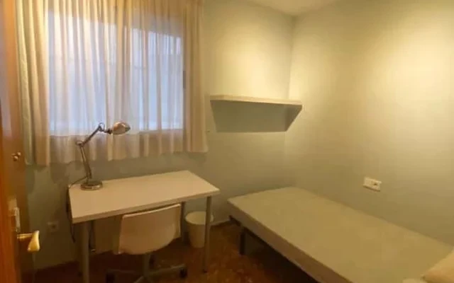 Piso de 4 habitaciones en Jesus 4