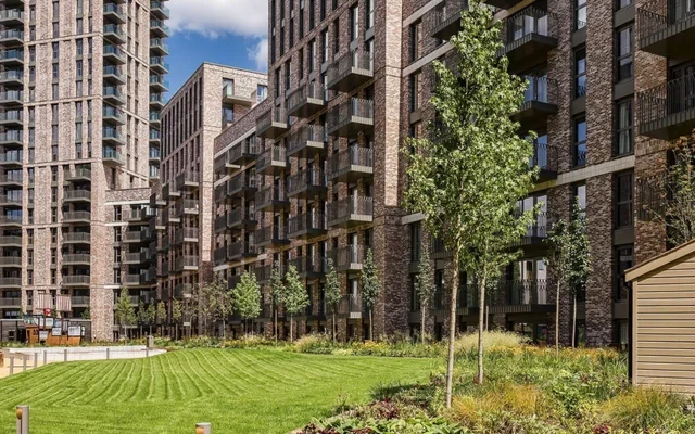 Canada Gardens 1