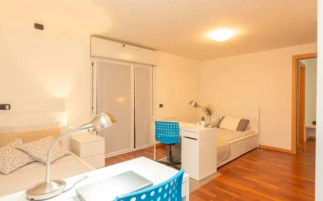 PIAZZALE EGEO 9 P.7 A.5 <br> SHARED ROOM D1 - Bed A 0