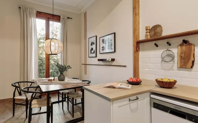 Kusku - 3 bedrooms and balcony in Eixample Dreta 3