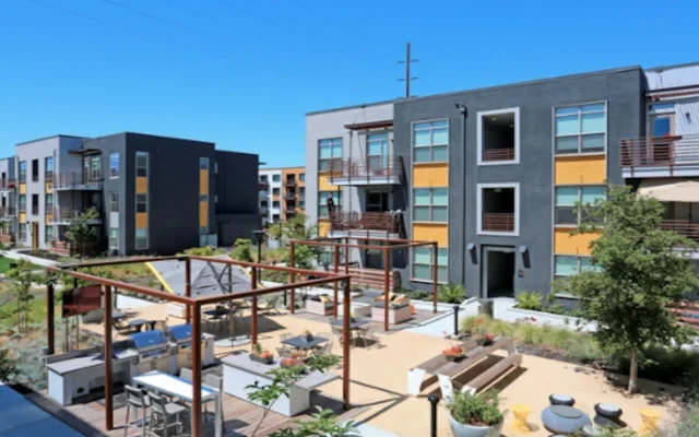 Elan Menlo Park 3