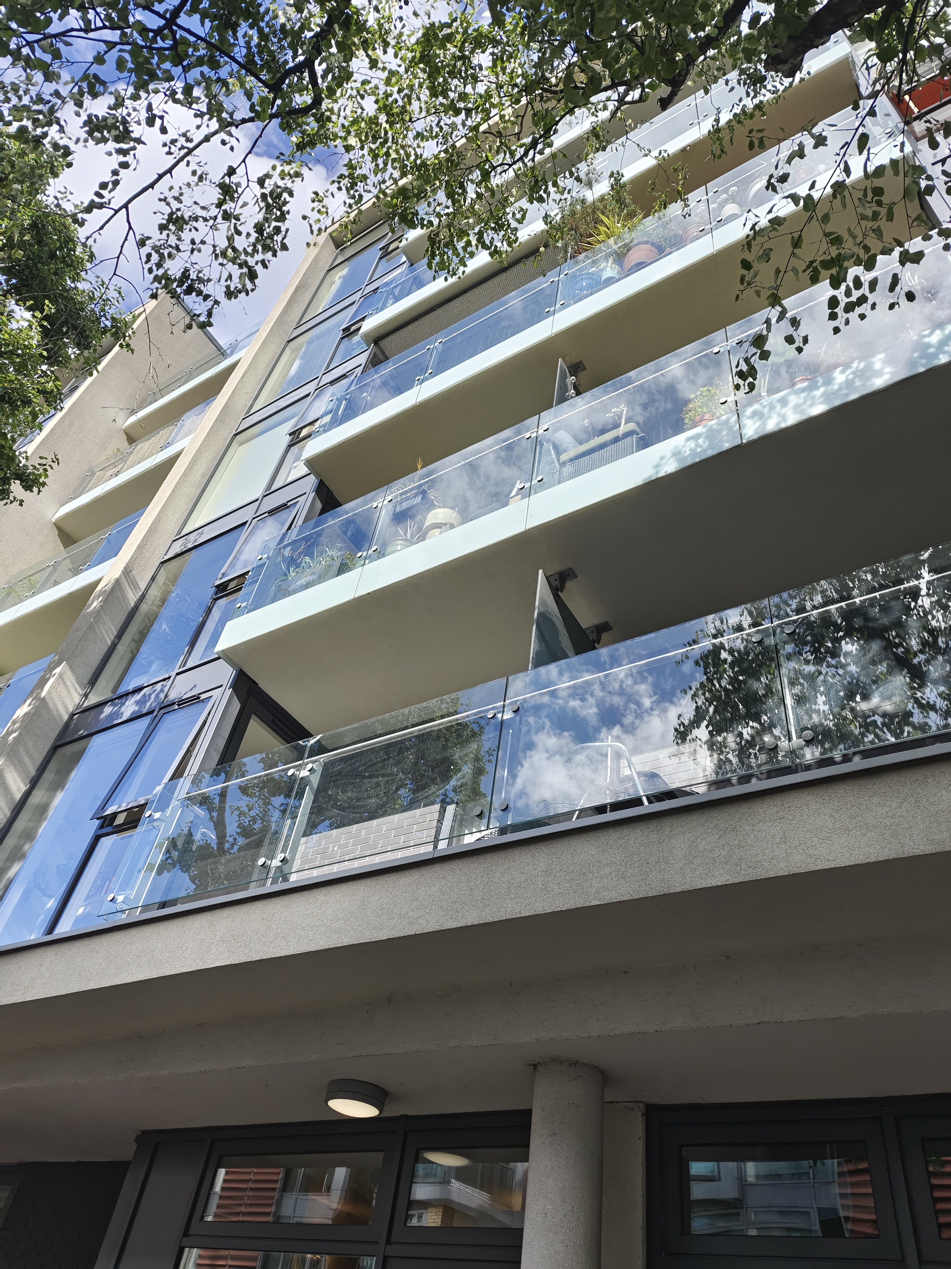 Regent's Canal Serviced Apartments 2