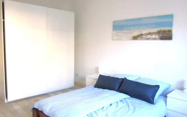 Beautiful quiet full serviced flat - excellent location 4