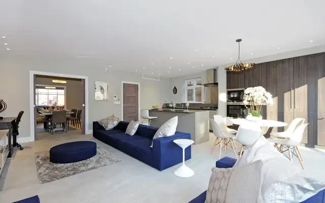 Wessex Gardens 12747# 2