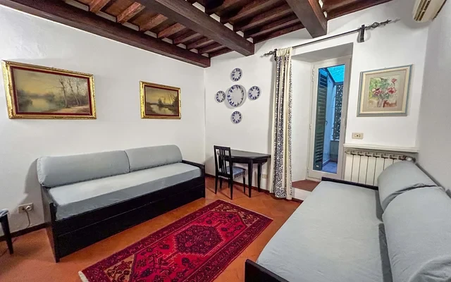 Apartment in Via dei Georgofili, Firenze for 30 m² 0