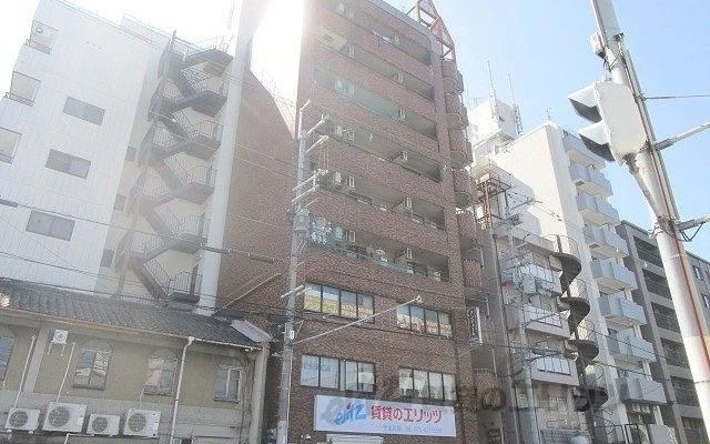 First Court Gosho Muromachi 901 0