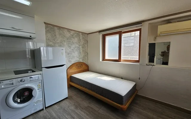 Newly renovated studio apartment in Yeonhui-dong, Seomun, Yonsei University 0