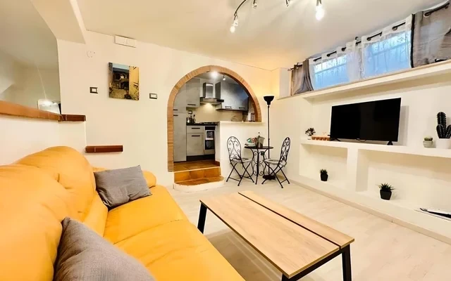 Bilocale Napoli Mergellina 4