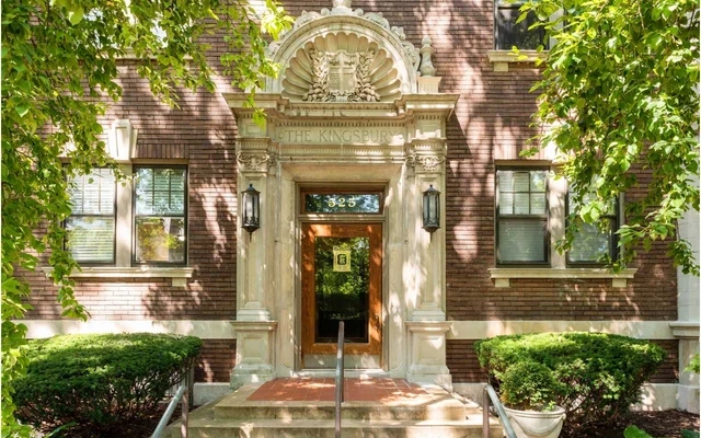 Kingsbury - Apartments St. Louis 3