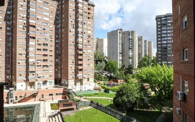 Calle Santiago dae Compostela 68, 7D 4