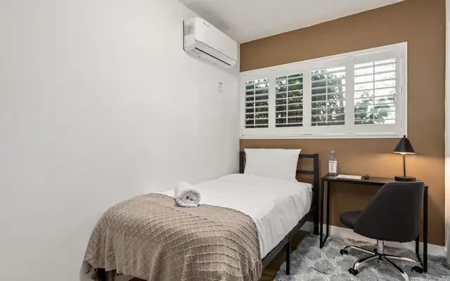 1700 Malcolm Avenue 0