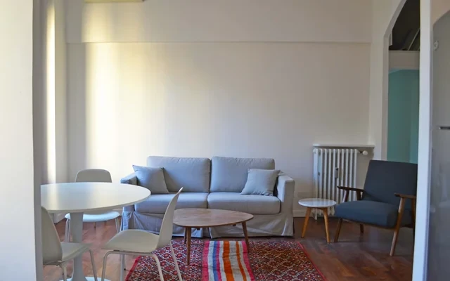 Beautiful 2 bedroom apartment in Piazza Sempione 0