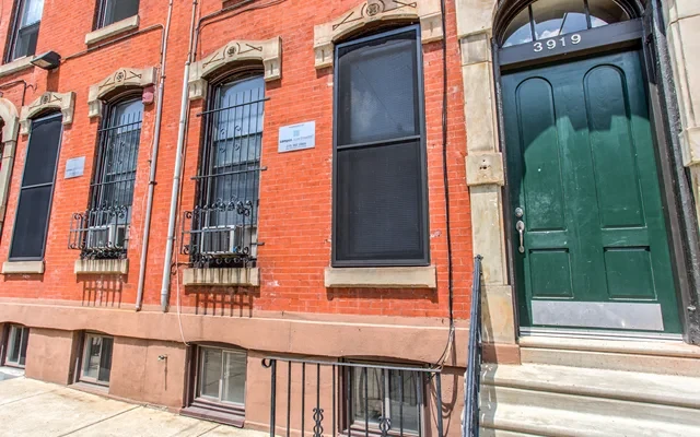 UCA - 3919 Pine Street 0