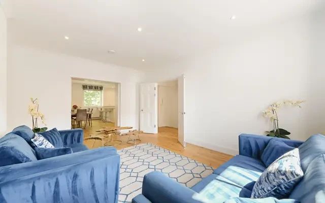 Montagu Square, Marylebone, London, W1H 2LL 4