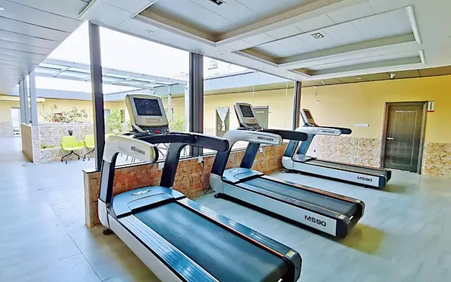 窝趣深圳坂田华为总部公寓 4