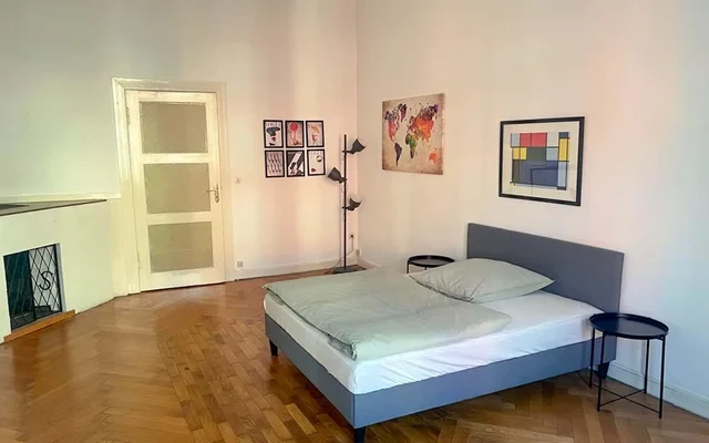 Wohnung mit 3 Schlafzimmern in der Konstanzer Strasse 0