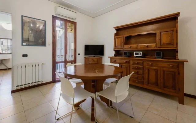 Santa Croce's Vintage 3
