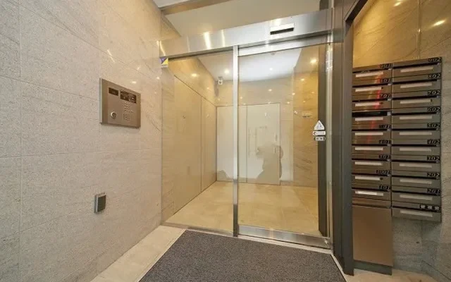 BAUS CROSS Takadanobaba 3