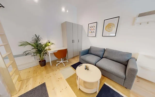 Apartment in Charlottenburg, Berlin 3