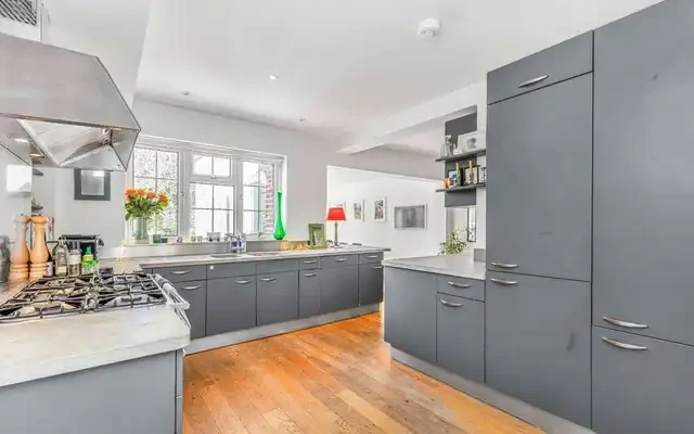 Roedean Crescent 2