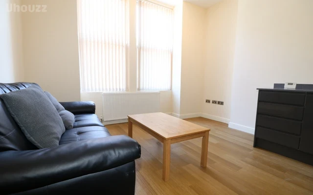 Entire Place·1B1B··1·5 Queen Victoria Rd 2