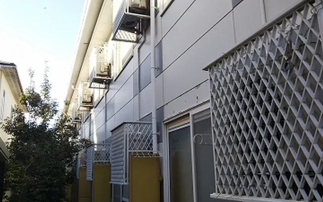 レオパレスしろちどり - 河北郡内灘町の学生向け宿泊施設 - 203号房间(带独立厨房)
