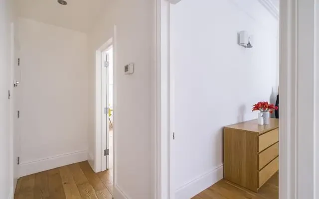 Fordwych Road, London, NW2 3NX 4