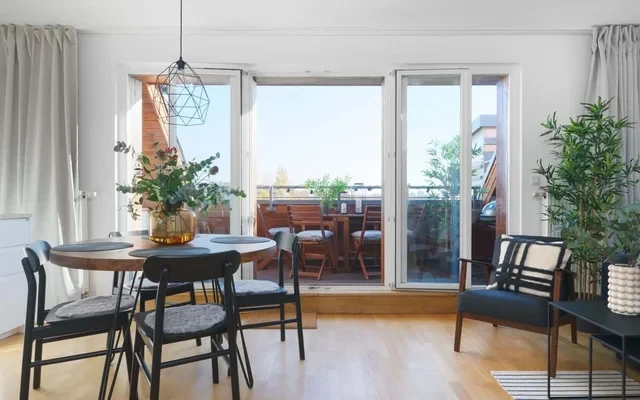 Bright 3-room Apartment with sunny balcony 3