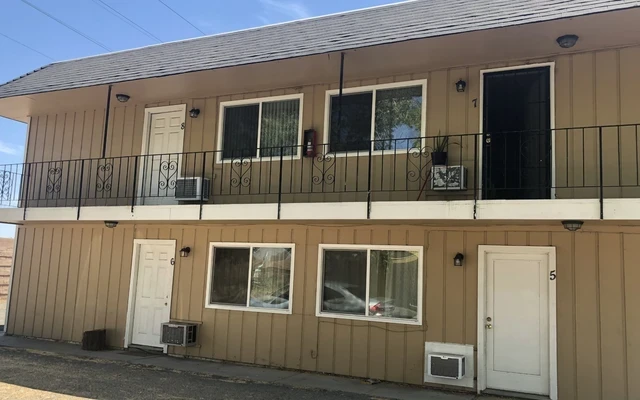 516 W Tregallas Rd 0