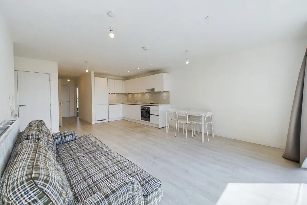 LH-Tidey Apartments 3