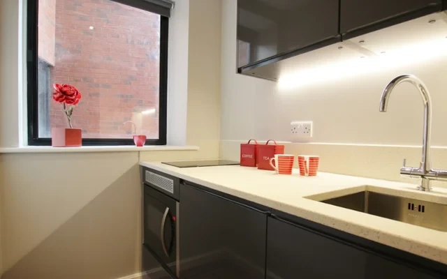 90 Princess Street 2
