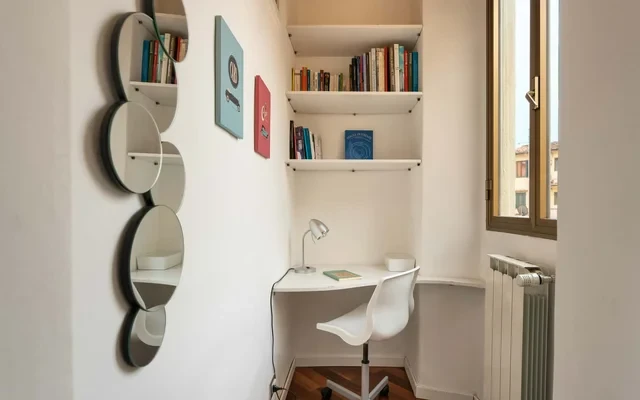 Vicolo del Barbi 4