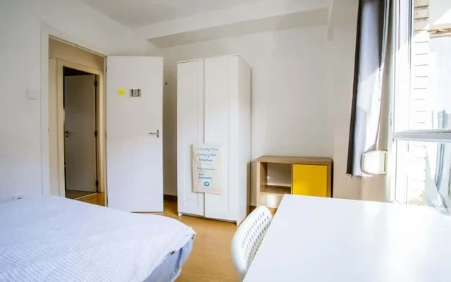 Piso de 4 habitaciones en Algiros 2