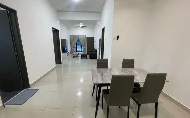Rafflesia Residence 4