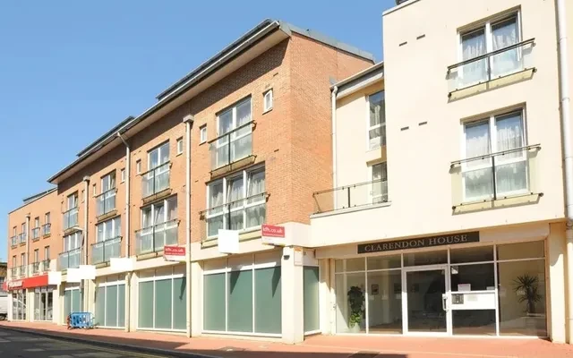 LH-Clarenden House - chỗ ở sinh viên tại Luân Đôn