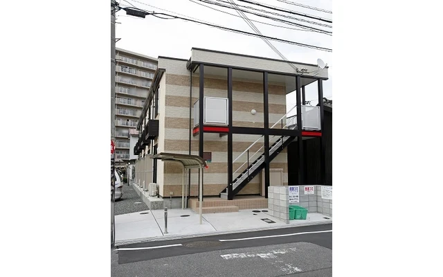 レオパレスラパン 4