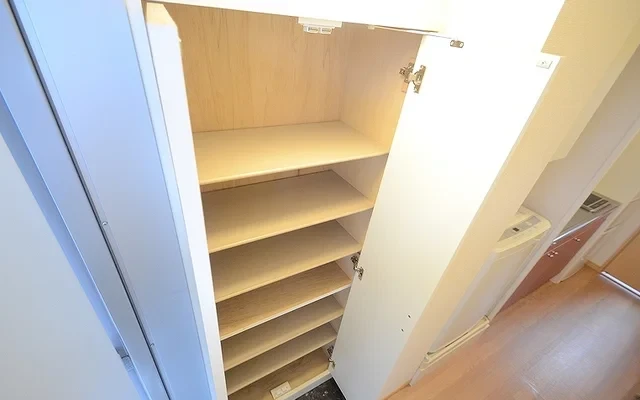 レオパレスフレア九品寺 205号室 3