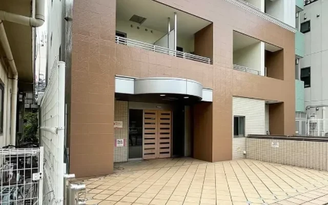 Bow Cross Ichikawa 1