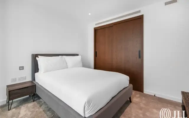 Landmark Pinnacle, London E14 4