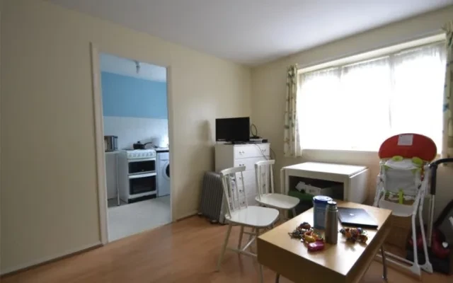 LH-Telegraph Place 1