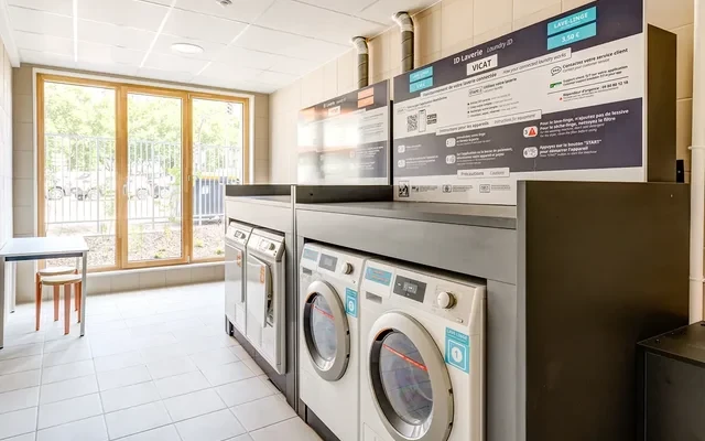 Paris West - Paris student accommodation - Laundry Room
