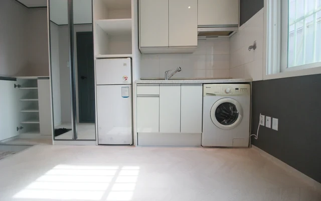 High-quality duplex apartment near Korea University 2